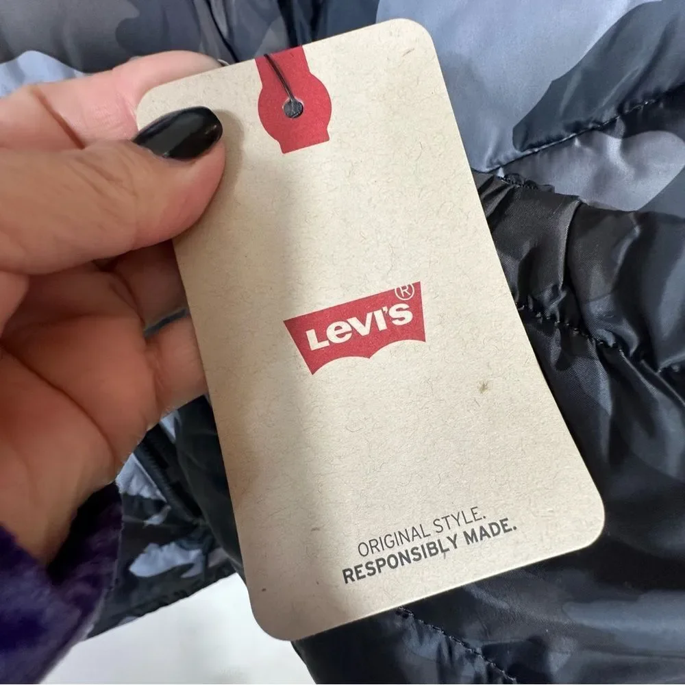 Levi's puffer camouflage Jacket